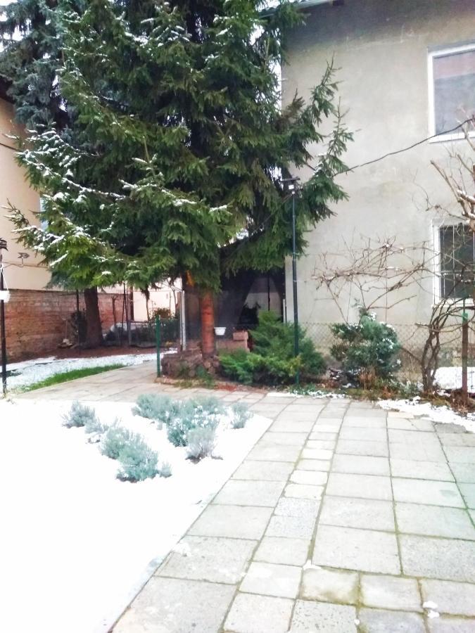 Apartment On Zaliznychna Liov Exterior foto
